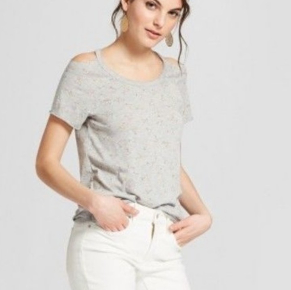 🎉Greyson Threads | Grey Cold Shoulder Cosmo Tee